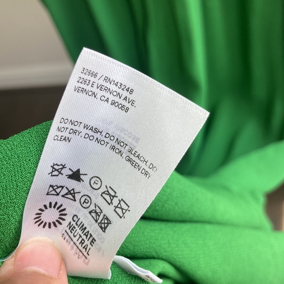 Reformation Juliette emerald green midi wrap dress - Picture 13 of 16